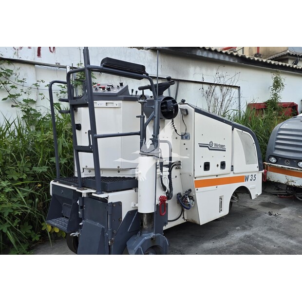 2010 Wirtgen W35-44203167