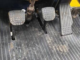 2023-komatsu-fd30-1393009-44206868