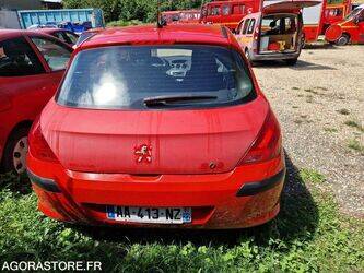 2009-peugeot-308-1393028-44208181