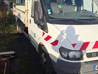 2004-ford-transit-1393037-44208374