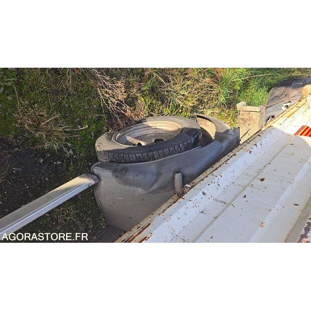 2004 Ford TRANSIT-44208382