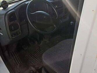 2004-ford-transit-1393037-44208387