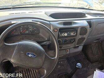 2004-ford-transit-1393037-44208389