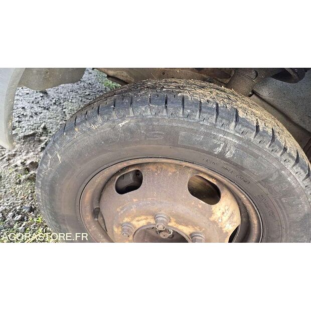 2004 Ford TRANSIT-44208394