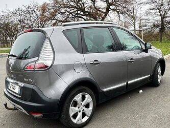 2015-renault-megane-1393047-44208462