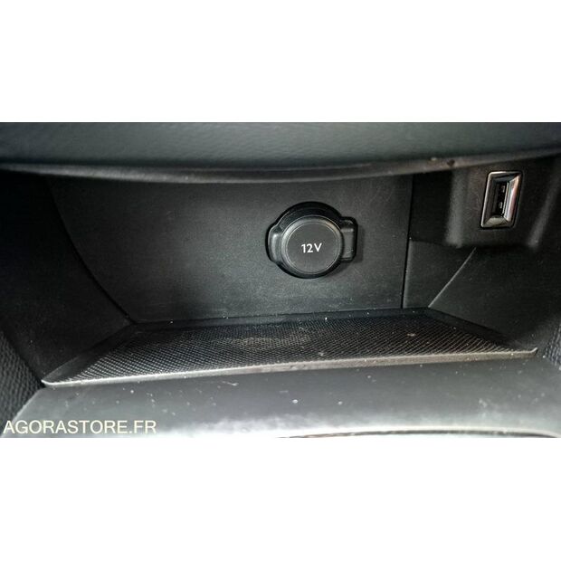 2020 Peugeot 308-44208478