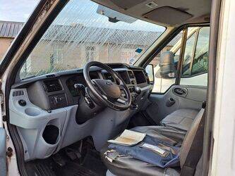 2010-ford-transit-1393049-44208493