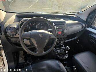 2015-peugeot-bipper-1393051-44208503