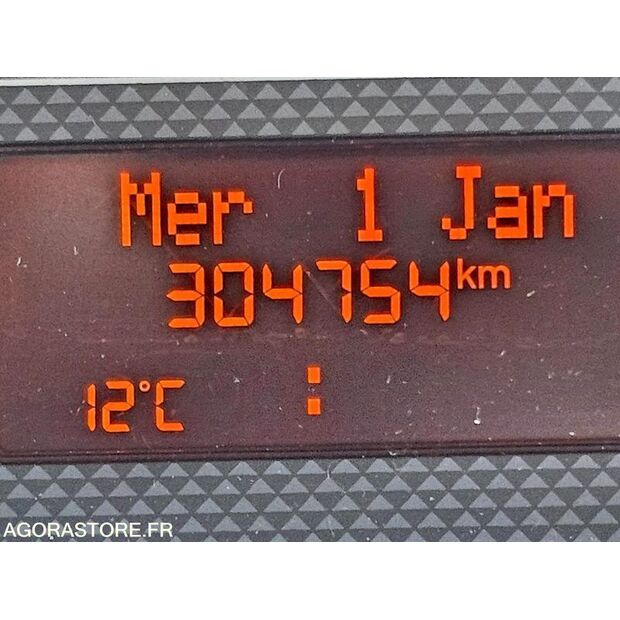 2015 بيجو Bipper-44208505