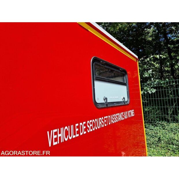 2014 رينو Master-44208547