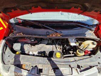 2014-renault-master-1393052-44208548