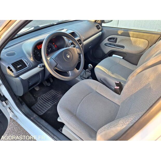 2005 رينو Clio-44208576