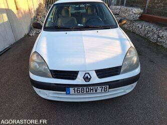 2005-renault-clio-1393056-44208584