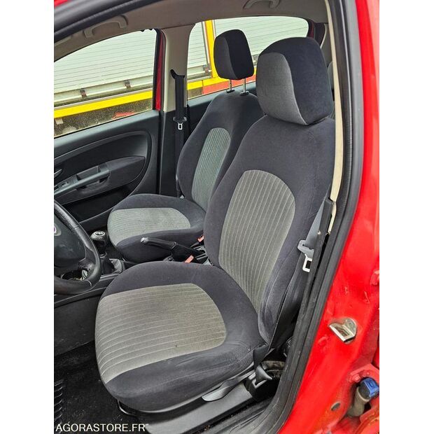 2009 Fiat Punto-44208635