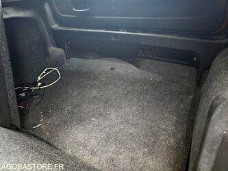 2009-fiat-punto-1393060-44208642