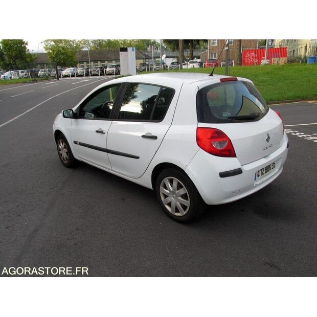 2008 Renault Clio-44208660