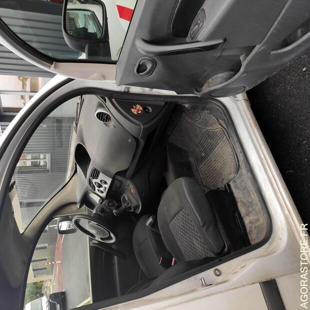 2012 Renault Kangoo-44208669