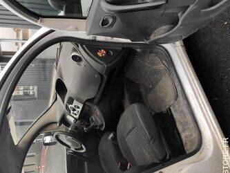 2012-renault-kangoo-1393062-44208669