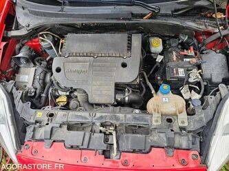 2009-fiat-punto-1393064-44208694