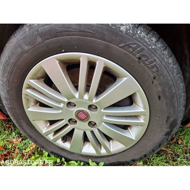 2009 Fiat Punto-44208700