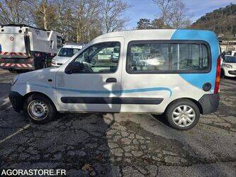 2004-renault-kangoo-1393066-44208721