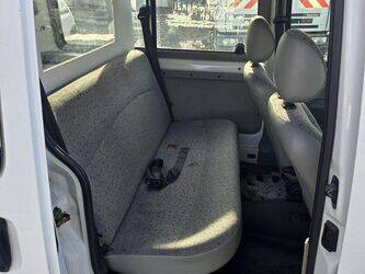 2004-renault-kangoo-1393066-44208727