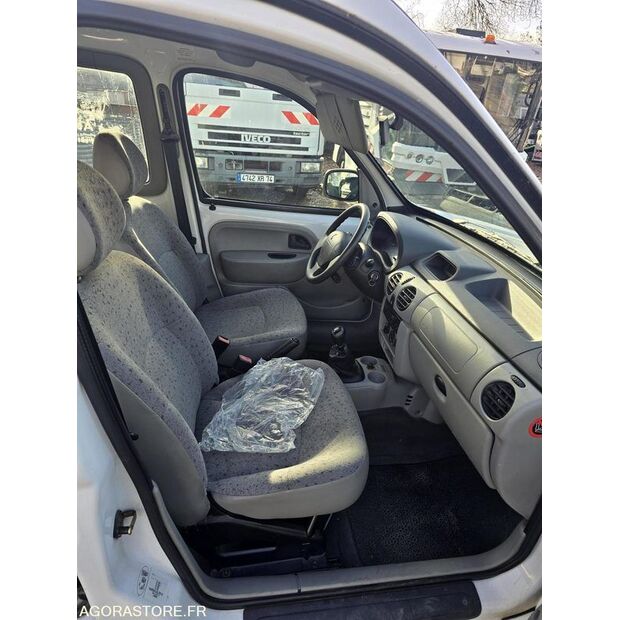 2004 رينو Kangoo-44208728