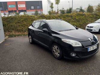 2012-renault-megane-1393068-44208760