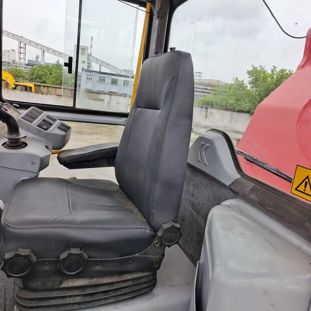 2023 KALMAR DRF450-44209070