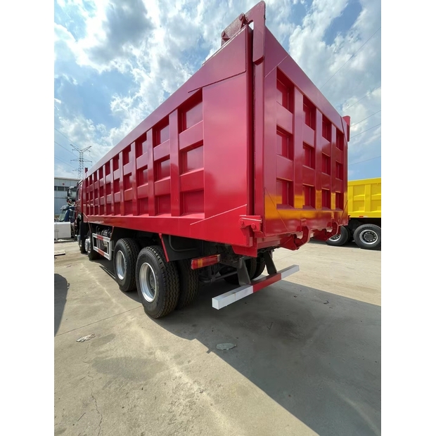 2023 هوو 371-44209191