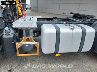 2019-mercedes-benz-actros-1845-1284365-44209225