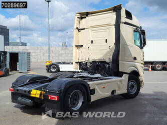 2023-mercedes-benz-actros-1848-1300187-44209303