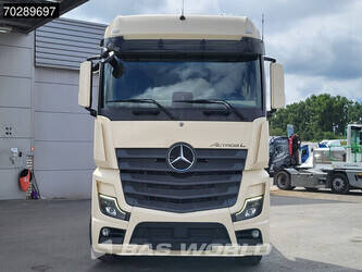 2023-mercedes-benz-actros-1848-1300187-44209304