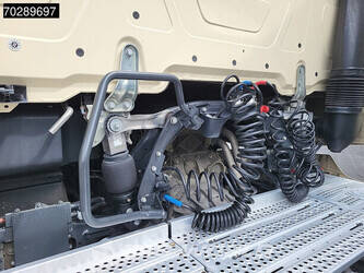 2023-mercedes-benz-actros-1848-1300187-44209309