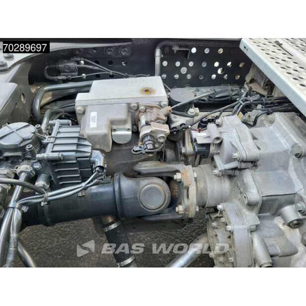 2023 Mercedes-Benz Actros 1848-44209312