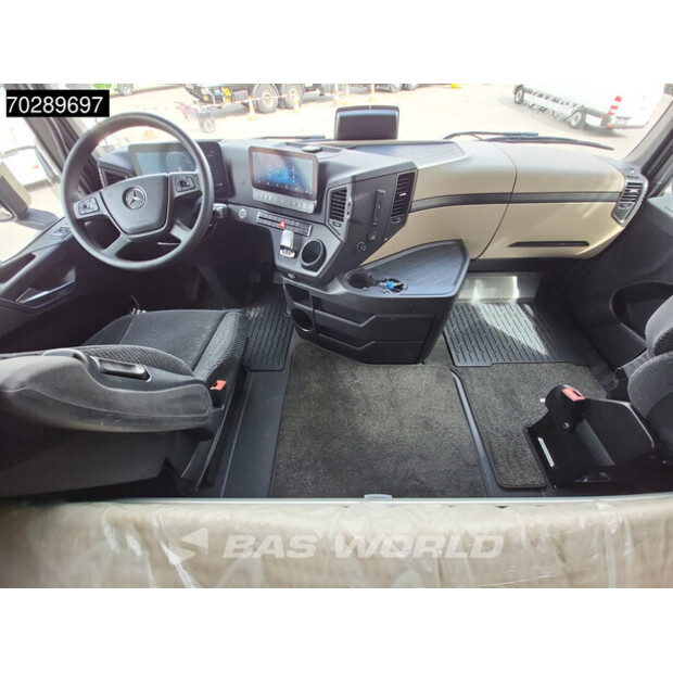 2023 Mercedes-Benz Actros 1848-44209316