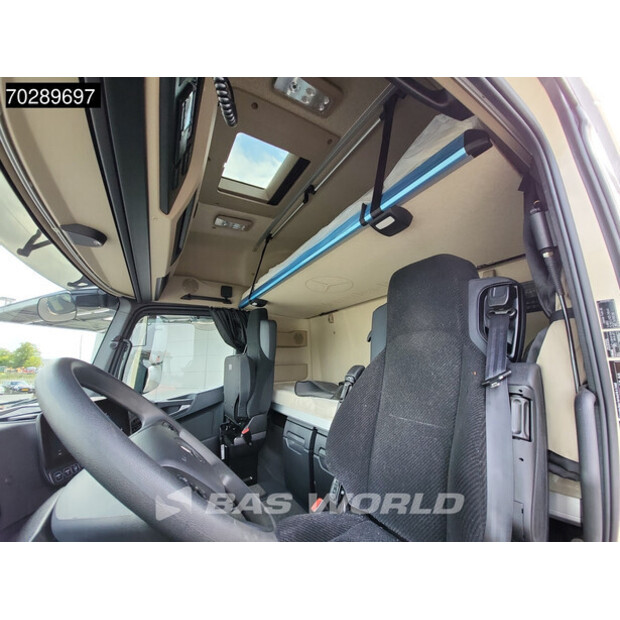 2023 Mercedes-Benz Actros 1848-44209327