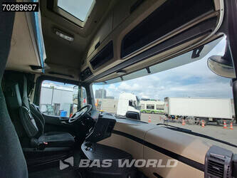 2023-mercedes-benz-actros-1848-1300187-44209328