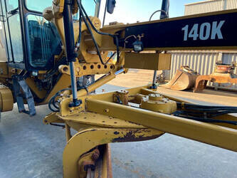 2018-caterpillar-140k-1392510-44209356