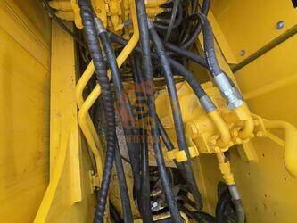 2023-komatsu-pc220-1393106-44209596