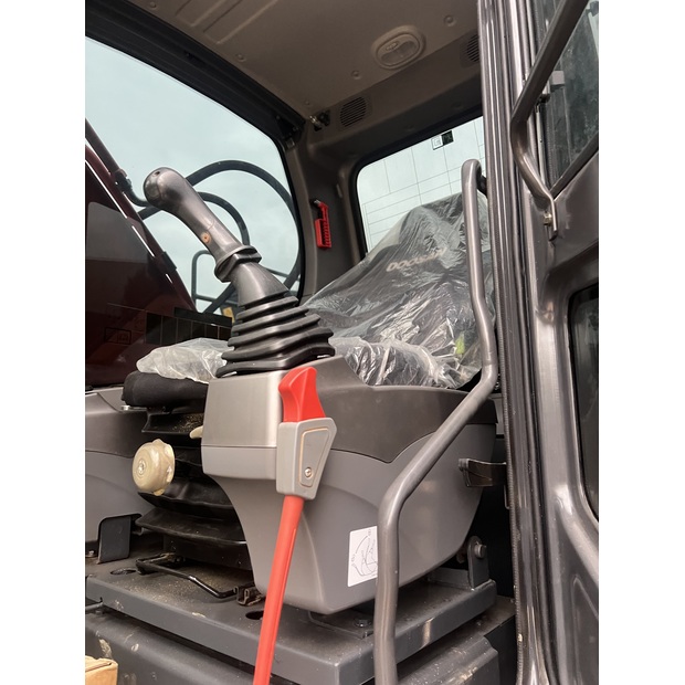 2023 Develon DX225LCA-44209685