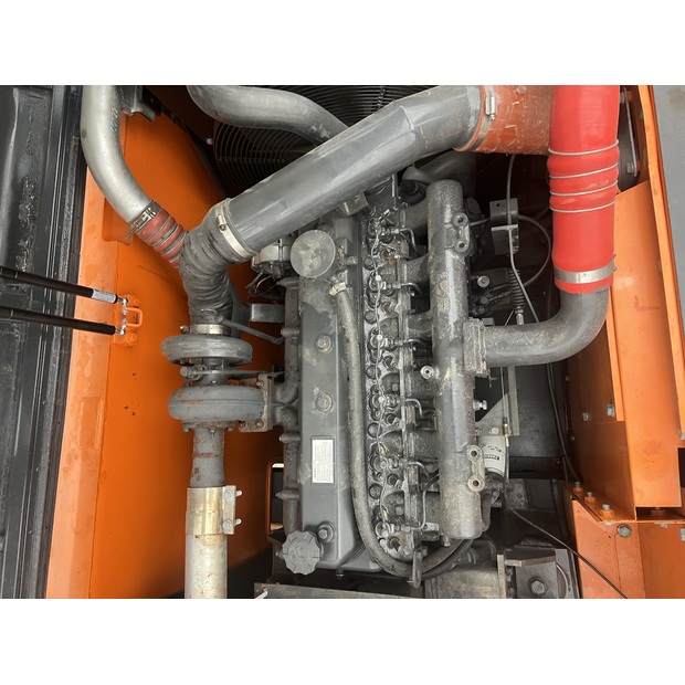 2023 Develon DX225LCA-44209690