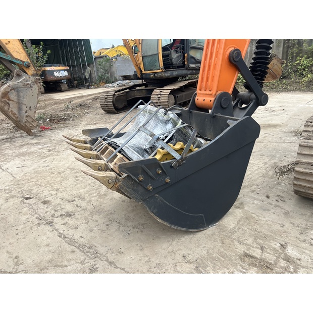 2023 Develon DX225LCA-44209692