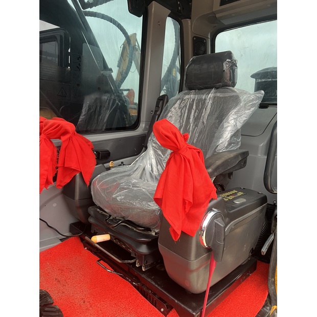 2023 Hyundai 220-44209715