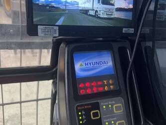 2023-hyundai-220-1393114-44209717