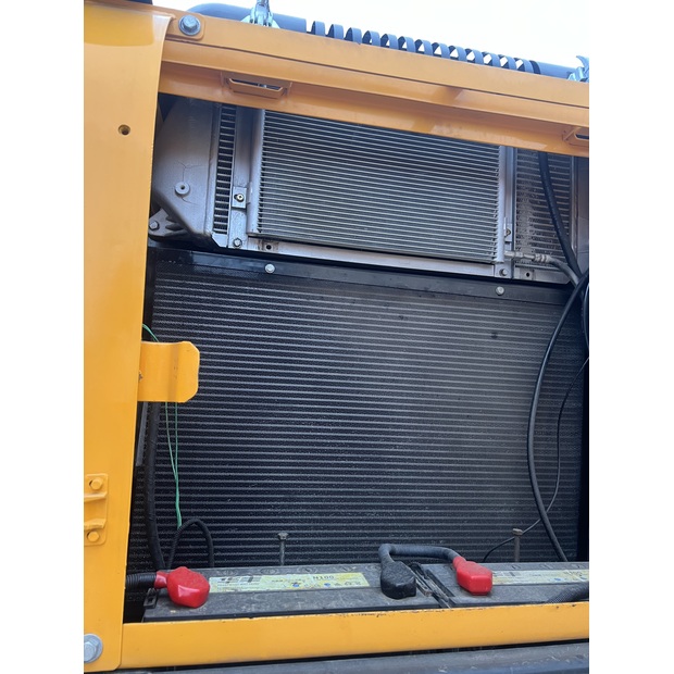 2023 Hyundai 220-44209719