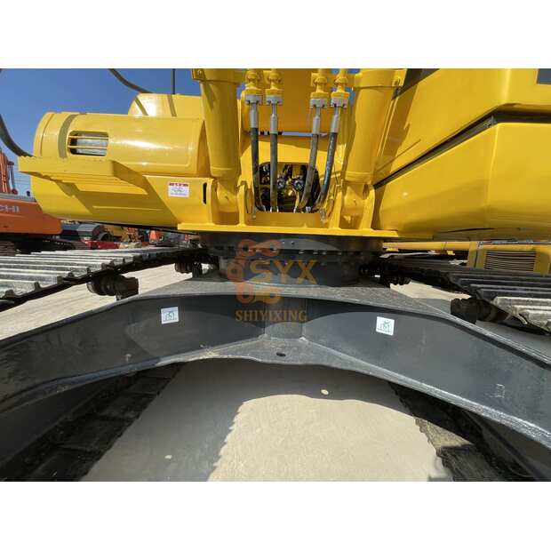 2023 Komatsu PC200-44209729