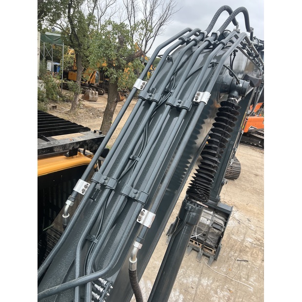 2023 Hyundai HX220HD-44209752