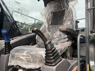 2023-hyundai-hx220hd-1393115-44209759