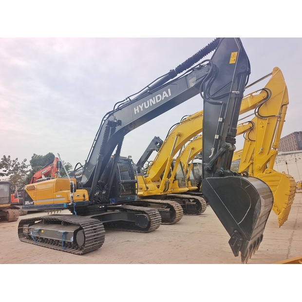 2023 هيونداي 305LC-9T-44209796